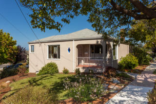 5631 Burlingame Ave, Richmond, CA 94804-5205