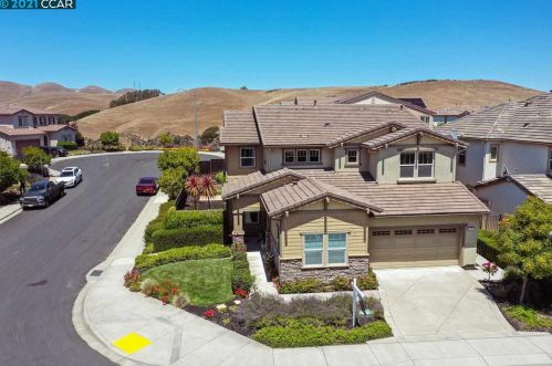 7791 Kelly Canyon Dr, Pleasanton, CA 94568-1449