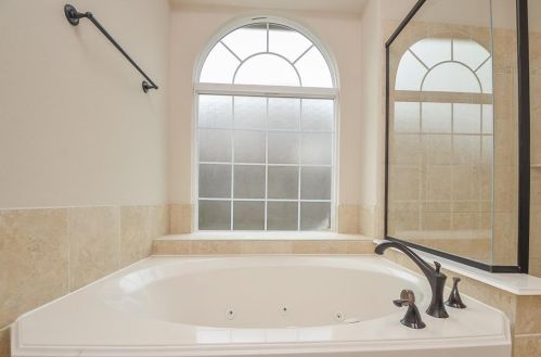 23902 Via Renata, Richmond TX 77406-7803 exterior