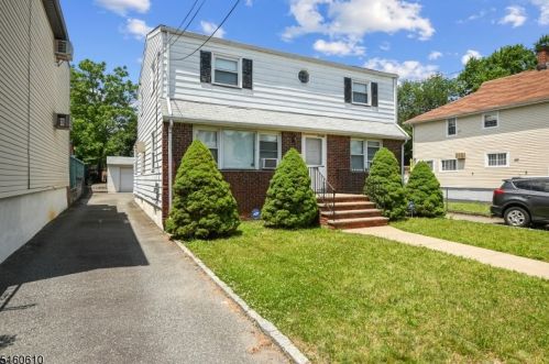 37 Meade St, Town Center, NJ 07052-6003