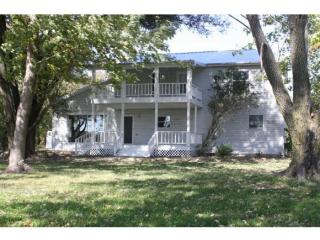 1655 600th Rd, Casey, IL 62420-3315