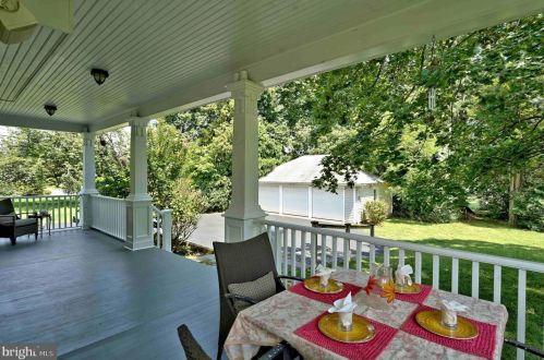 2144 Lawrence Rd, Trenton NJ 08648 exterior