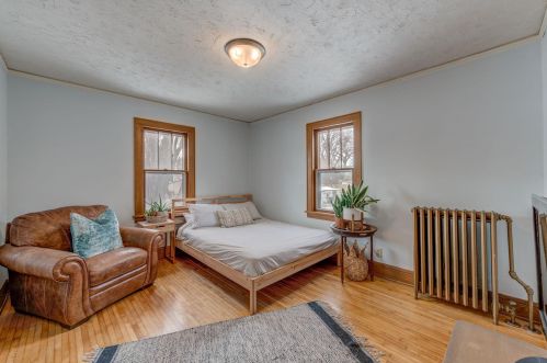 1207 Charlton St, Saint Paul MN  55118-2922 exterior