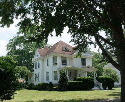 639 Washington St, Paxton, IL 60957-1665