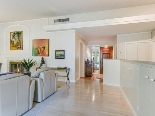 2209 Bowman Ave, Austin TX  78703-2307 exterior