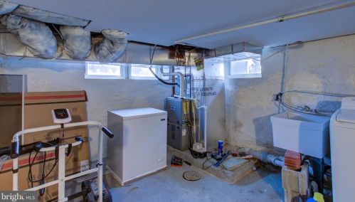 260 Ross St, Lancaster PA  17602-1940 exterior