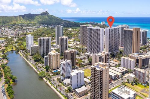 201 Ohua Ave, Honolulu HI  96815-3653 exterior