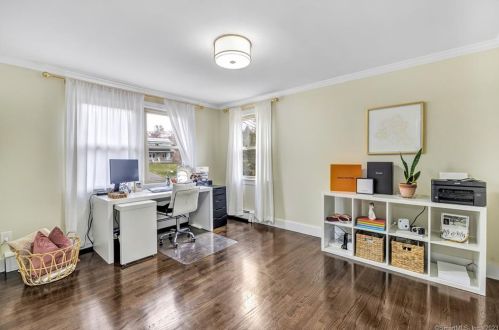 26 Perch Rd, Huntington CT  06484-1824 exterior