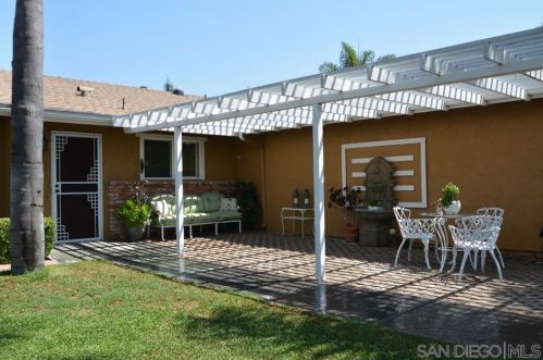3552 9th St, San Marcos, CA 92078-2316