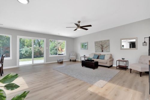 1111 Aspen Dr, Concord CA  94520-4001 exterior