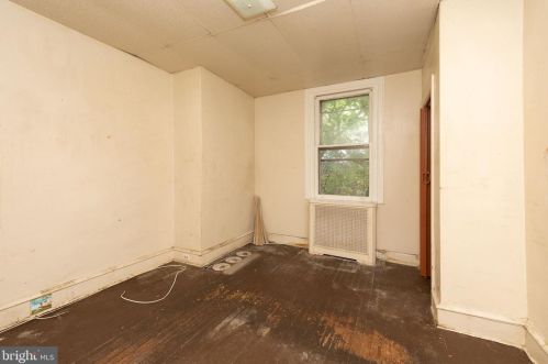 4706 4 St, Philadelphia PA 19140-2416 exterior