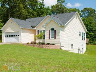 607 Raleigh Ct, Winder, GA 30680-7292
