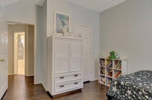 1336 Riley Dr, Carrollton TX 75007-1140 exterior