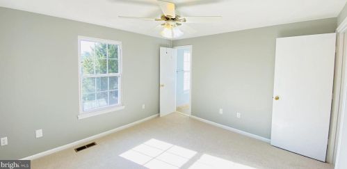 4 Dinsdale Ct, Silver Spring MD exterior