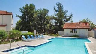 1320 Via Terrassa, Encinitas CA  92024-5333 exterior
