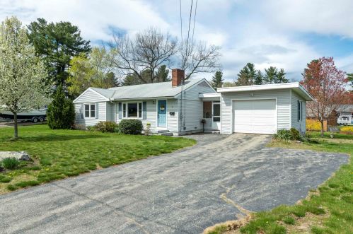 5 Fairlane Ave, Nashua, NH 03060-4321