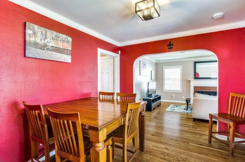 4333 Locke Ave, Fort Worth TX  76107-5410 exterior