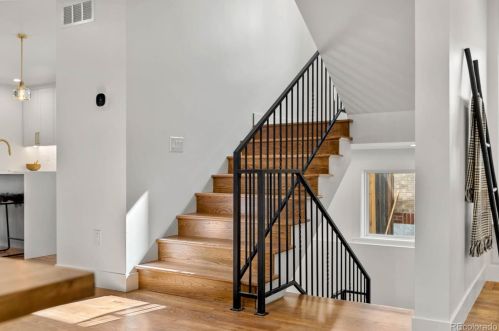 462 Pennsylvania St, Denver CO  80203-3614 exterior