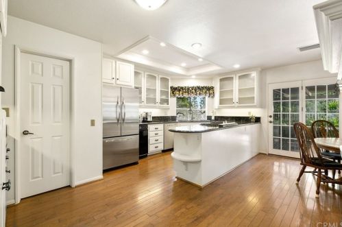 652 Frontier Ct, Anaheim CA  92807-4732 exterior