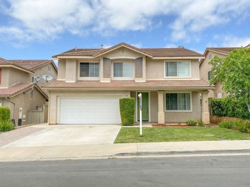1576 Summer Creek Ct, Vista, CA 92084-4161