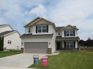 906 Vanderbilt Dr, Normal, IL 61761-9555