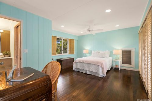 2659 Tantalus Dr, Honolulu HI  96813-1202 exterior