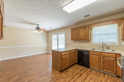 3150 Rose Gln, Conyers GA  30094-3871 exterior