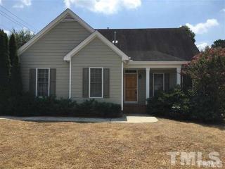 4700 Avenshire Cir, Raleigh, NC 27606-4258