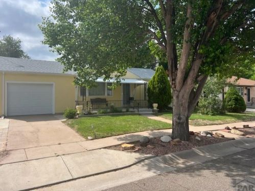 1005 Alexander Cir, Pueblo CO  81001-2016 exterior