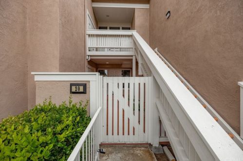 20 Woodleaf, Irvine, CA 92614-7058