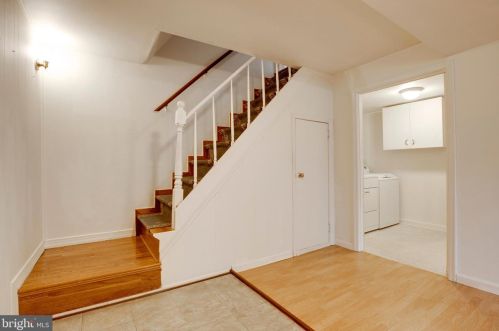 7321 Lamar Dr, Springfield VA  exterior