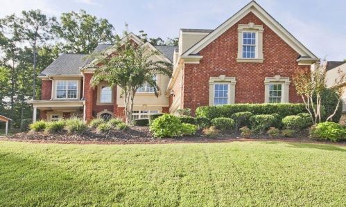 5312 Hennessy Cir, Atlanta, GA 30349-7001