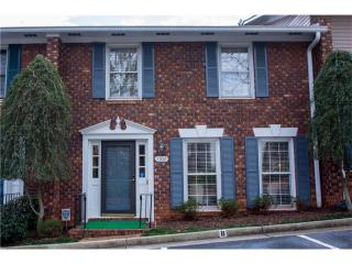 1102 Moorestown Cir, Decatur, GA 30033-2733