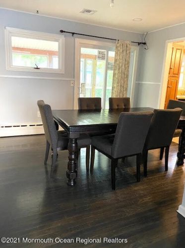 742 Myrtle Ave, Tinton Falls NJ  07711-1319 exterior