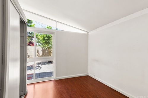 1129 Vermont Ave, Anaheim CA  92802-1825 exterior