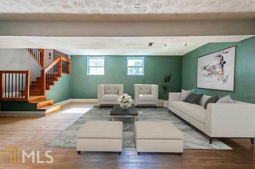 3958 English Oak Dr, Atlanta, GA 30340-2612
