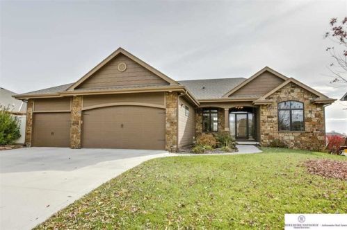 15109 Gilder Ave, Bennington, NE 68007-1567