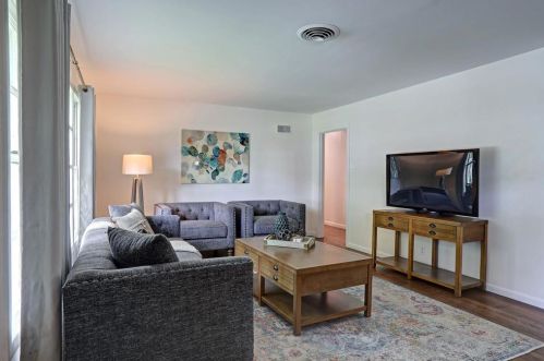 4616 Selkirk Dr, Fort Worth TX  76109-5042 exterior