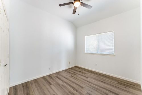 7642 Chadwick Ct, Dallas TX 75248-1600 exterior