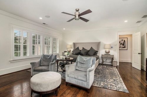 271 Hillside Dr, Atlanta GA  30342-3623 exterior