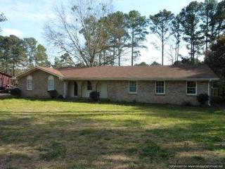 1040 Strawberry Ln, Ellenwood, GA 30294-2817
