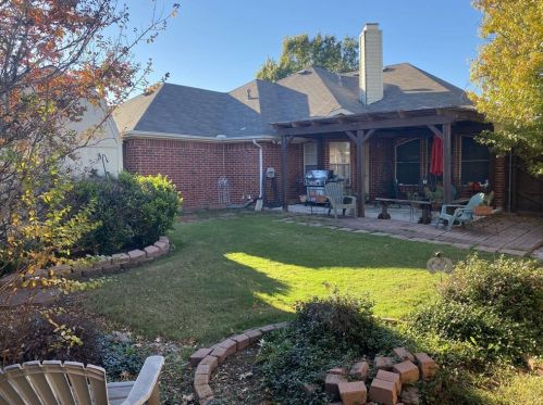 3832 Harrison Dr, Carrollton TX 75010-6322 exterior