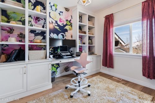 7994 Springshire Dr, Park City UT 84098-5396 exterior