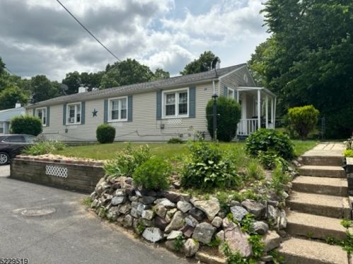 19 Jefferson Ave, Dover NJ  07801-5503 exterior
