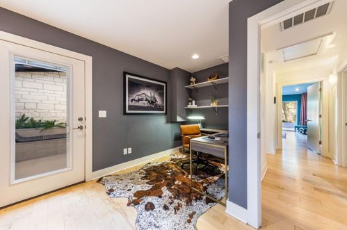 7100 Dunkirk Dr, Austin TX  78736-1805 exterior