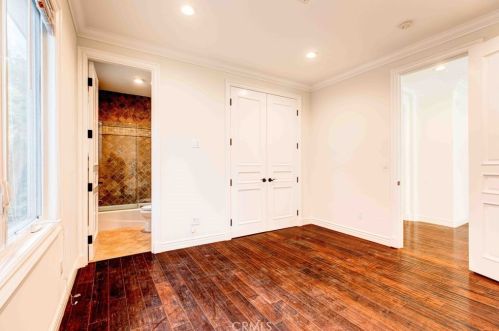 4719 Tobias Ave, Van Nuys CA  91403-2826 exterior