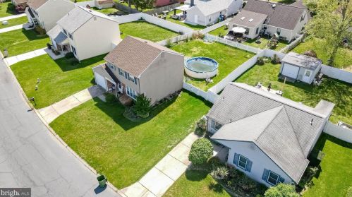 118 Heidi Ln, Auburn, NJ 08085-1527