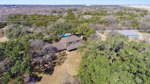 703 Shady Hollow Dr, Georgetown, TX 78628-2907