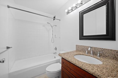 2121 Ala Wai Blvd, Honolulu HI  96815-2268 exterior