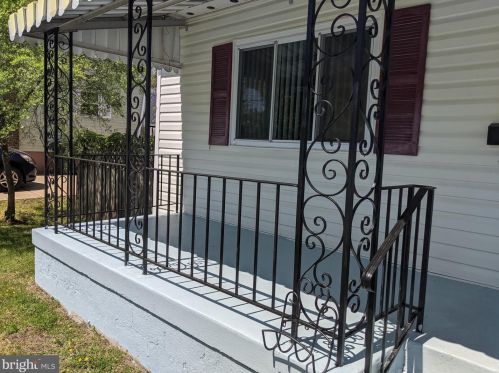 1310 D St, Woodbridge VA  22191-1708 exterior